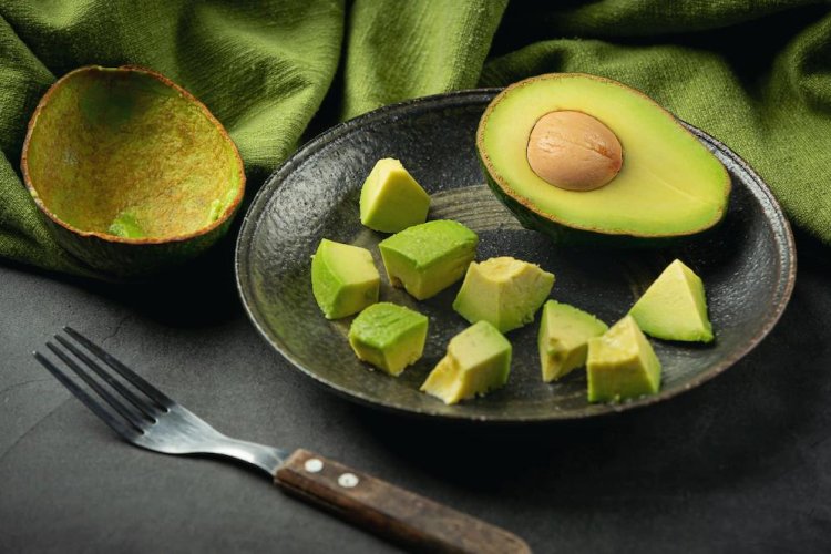 4 Fakta Menarik Buah Alpukat Untuk Kesehatan