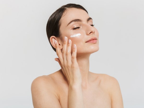 Tips dan Bagaimana Cara Skincare Bekerja Maksimal