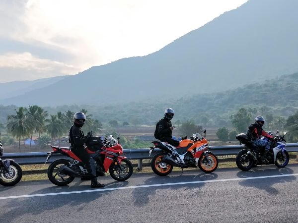 Aksesoris yang Wajib Dimiliki Oleh Pengendara Motor